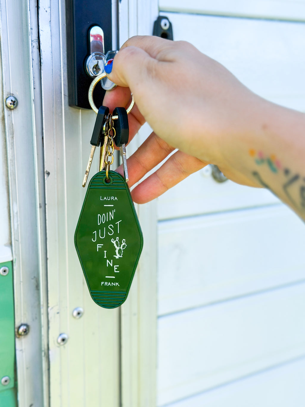 Retro Hotel Key Ring